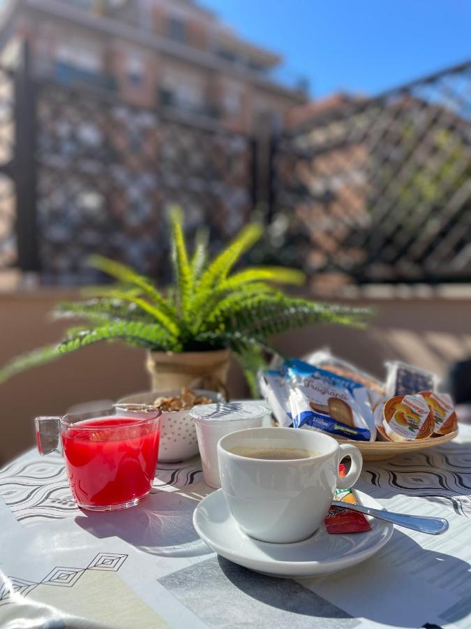 Bed and Breakfast Pit Stop Ciampino Station Exteriér fotografie